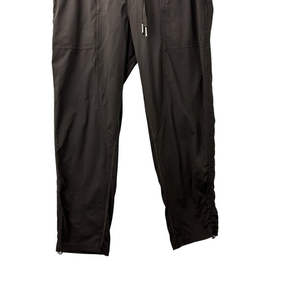 Lululemon Women’s size 6 Dance Studio Mid Rise Cropped Pant Adjustable Brown - Picture 15 of 16